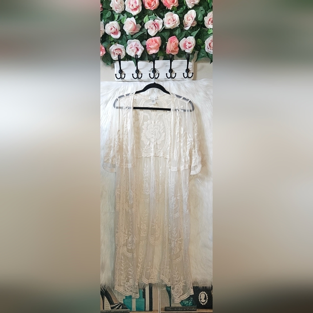 Rachel Zoe *Rare* 2000's Cream Lace Overlay